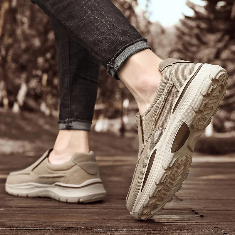 RESISTANT & COMFORTABLE MUST PRO SHOES | Lupi - Image 10