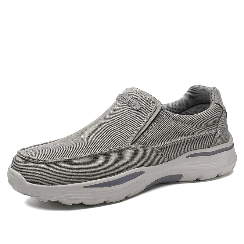 RESISTANT & COMFORTABLE MUST PRO SHOES | Lupi - Image 15