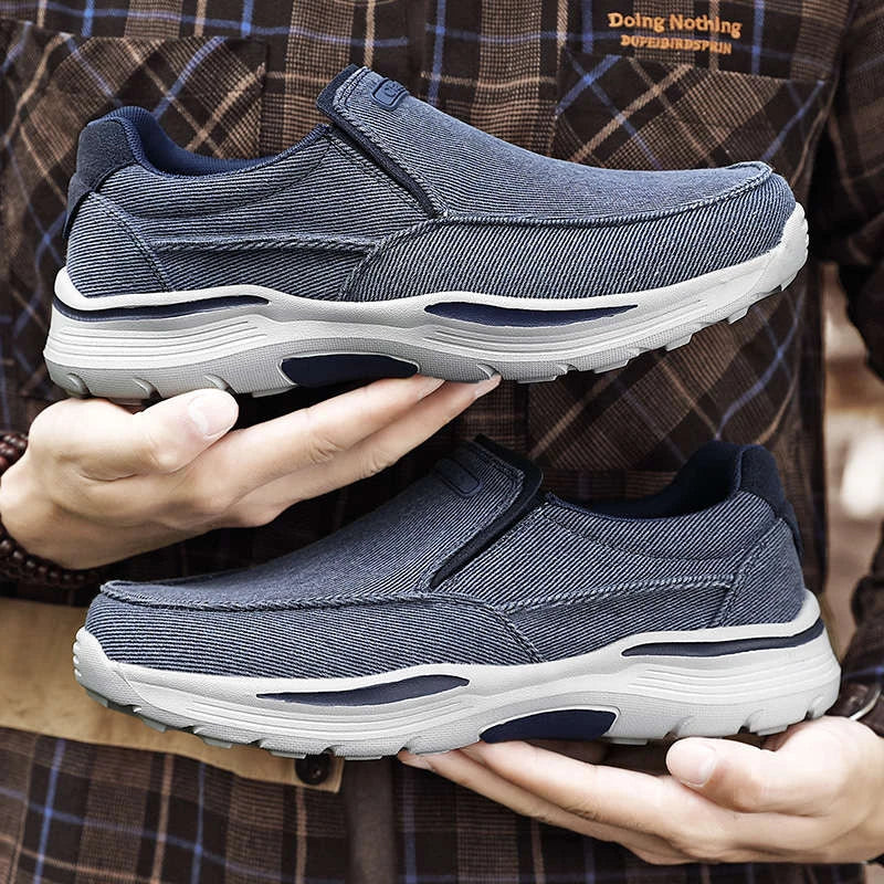 RESISTANT & COMFORTABLE MUST PRO SHOES | Lupi - Image 8